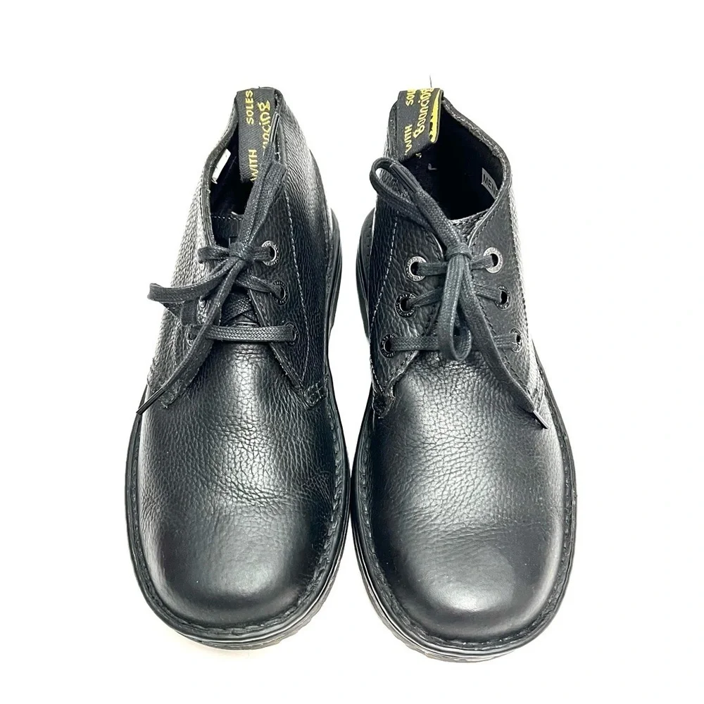 DR. MARTENS | Vintage Y2K black pebble leather 3-eye lace up chukka work boots